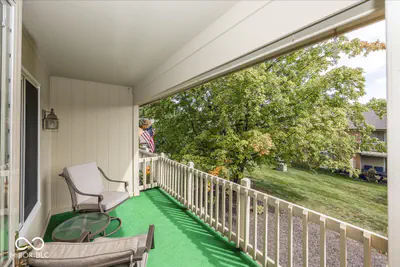 541 Hunters Drive, Carmel - 17
