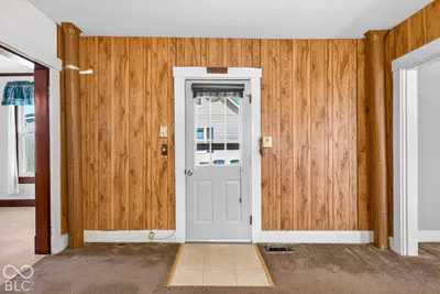 618 S Poplar Street, Seymour - 29