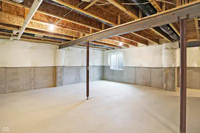 2426 Red Squirrel Way, Zionsville - 42
