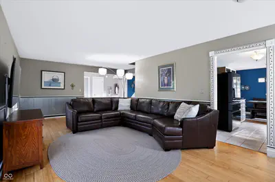 7549 Southern Lakes Drive, Indianapolis - 12