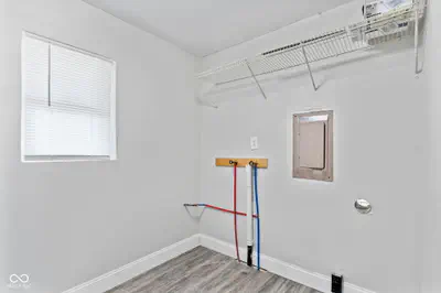 1090 N Mann Avenue, Austin - 17