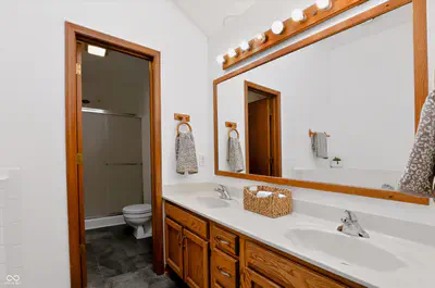 108 Glenbrook Lane, Avon - 32