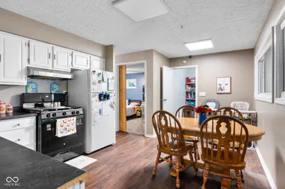 604 Center Drive, Frankfort - 10