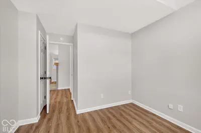 9741 Roxbury Drive, Fishers - 20