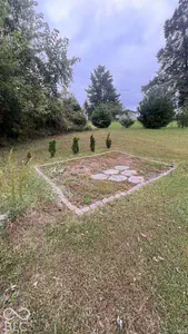 7225 Burch Road, Bloomington - 33