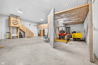 9248 State Road 256, Austin - 54
