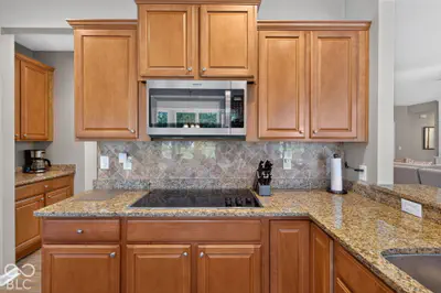 16171 Oakford Trail, Fishers - 25