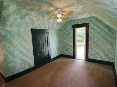 302 Washington Street, Waynetown - 33