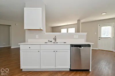 10709 Gathering Drive, Indianapolis - 11