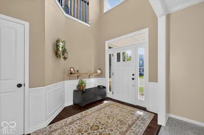 11058 Stoneleigh Drive, Noblesville - 3