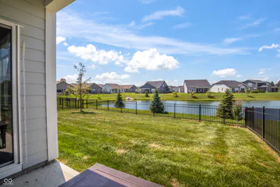 7412 Harbor Town Drive, Whitestown - 36