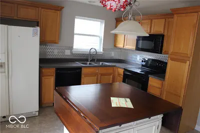 15402 Dry Creek Road, Noblesville - 23