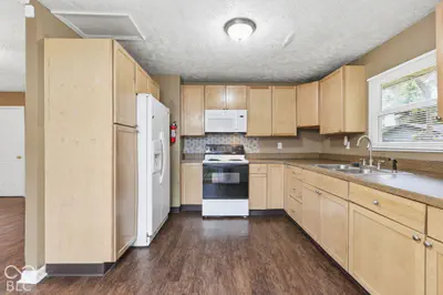 4545 Brittany Drive, Indianapolis - 12
