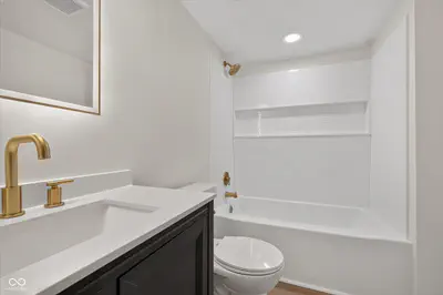 8520 Canterbury E #A, Indianapolis - 18