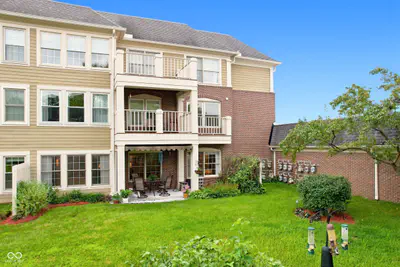 7601 Newport Bay, Indianapolis