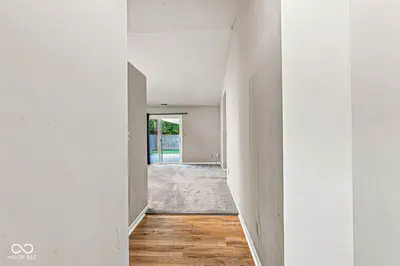 5113 Emmert Drive, Indianapolis - 5