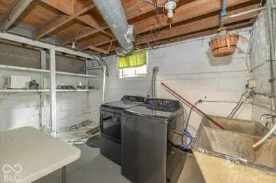 220 Cossell Drive, Indianapolis - 25