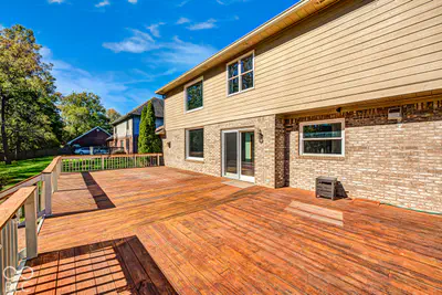 7023 Stonecreek Drive, Plainfield - 37
