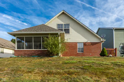 933 Amesbury Court, Indianapolis - 43