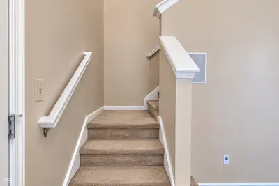 7350 Pipestone Drive, Indianapolis - 36