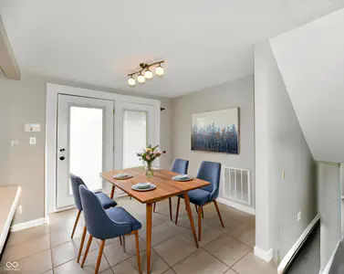1075 600, Greenfield - 12