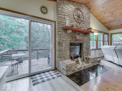 7210 Halibut Drive, Nineveh - 40