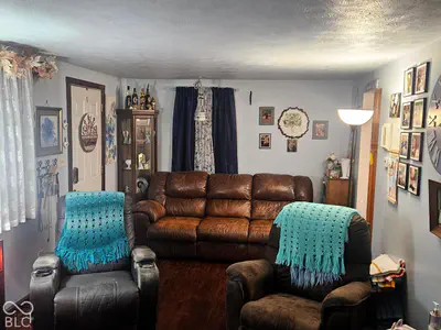 5553 N Clover Elm Drive, Fairland - 15
