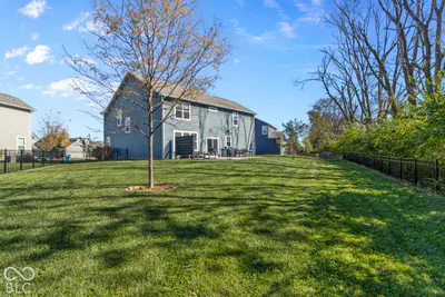 12317 Castle Pine Drive, Noblesville - 3