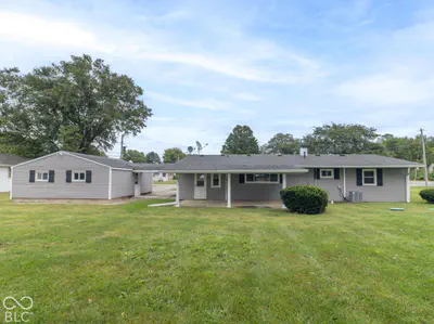 8846 Dorsey Court, Knightstown - 9