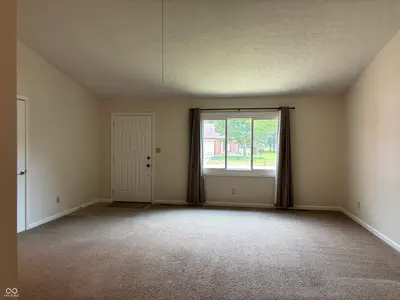 1210 Ruby Drive, Shelbyville - 3