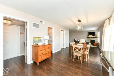 14057 Stonewood Place, Fishers - 14