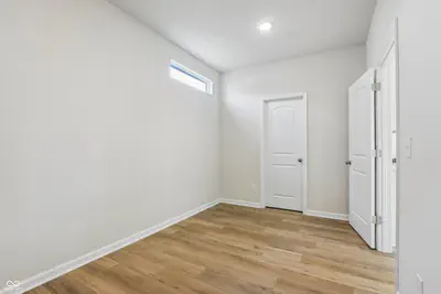 19003 Seaforth Way, Westfield - 23