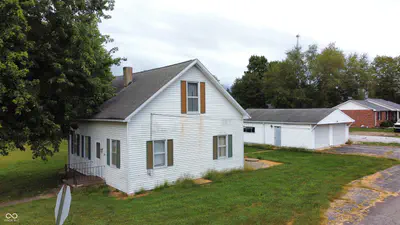 285 S East Street, Hartsville - 2