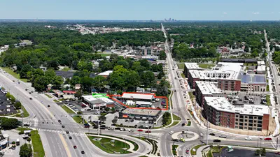 640 Madison Avenue, Greenwood - 10