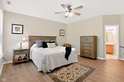 13830 Ellsworth Lane, Fishers - 16