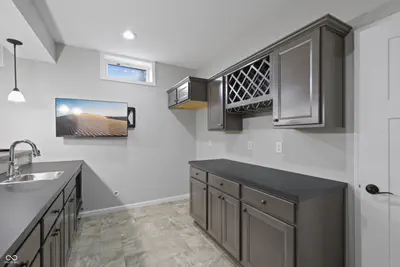 1091 Margate Drive, Greenwood - 27