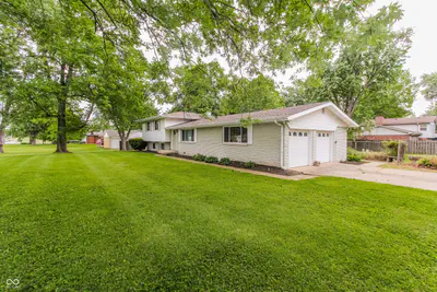 10725 Edgewood Avenue, Indianapolis - 11
