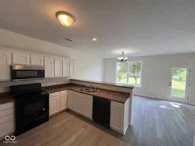 10593 Brooks Street, Indianapolis - 13