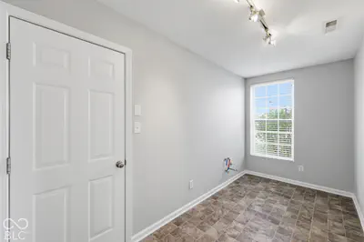 8110 Eskerban Drive, Avon - 35