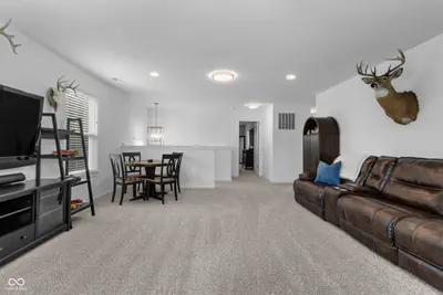 13746 N Clara Court, Camby - 26