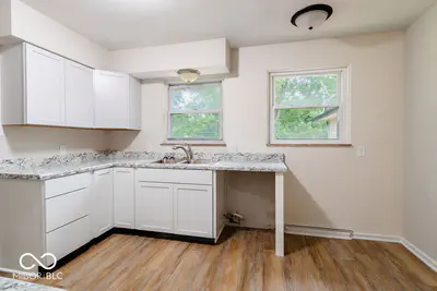 4425 Chatham Place, Indianapolis - 9