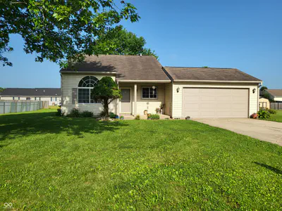 4734 Hackberry Drive, Columbus - 3