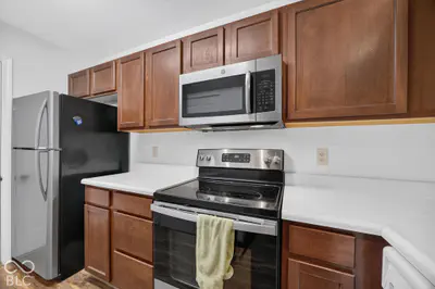 604 Bayberry Court, Bloomington - 9