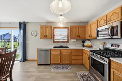 8262 Mechanicsburg Road, Middletown - 12