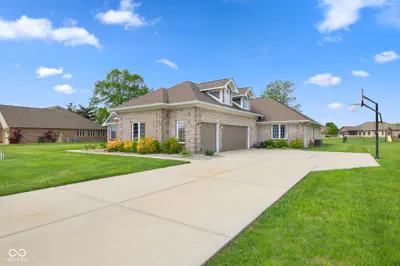 4814 550, New Palestine - 43