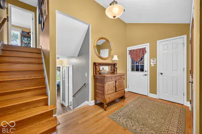 261 Oakwood, Greenwood - 14