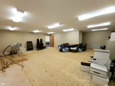 7376 Business Center Drive, Avon - 38