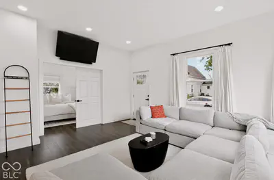 53 W Pearl Street, Greenwood - 4