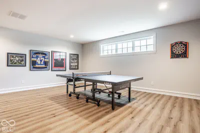 540 E 214th Street, Westfield - 41