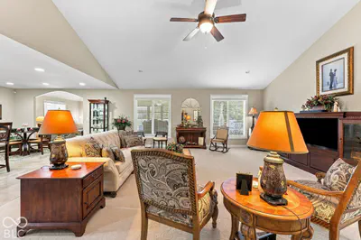 5066 Quincy Court, Columbus - 9